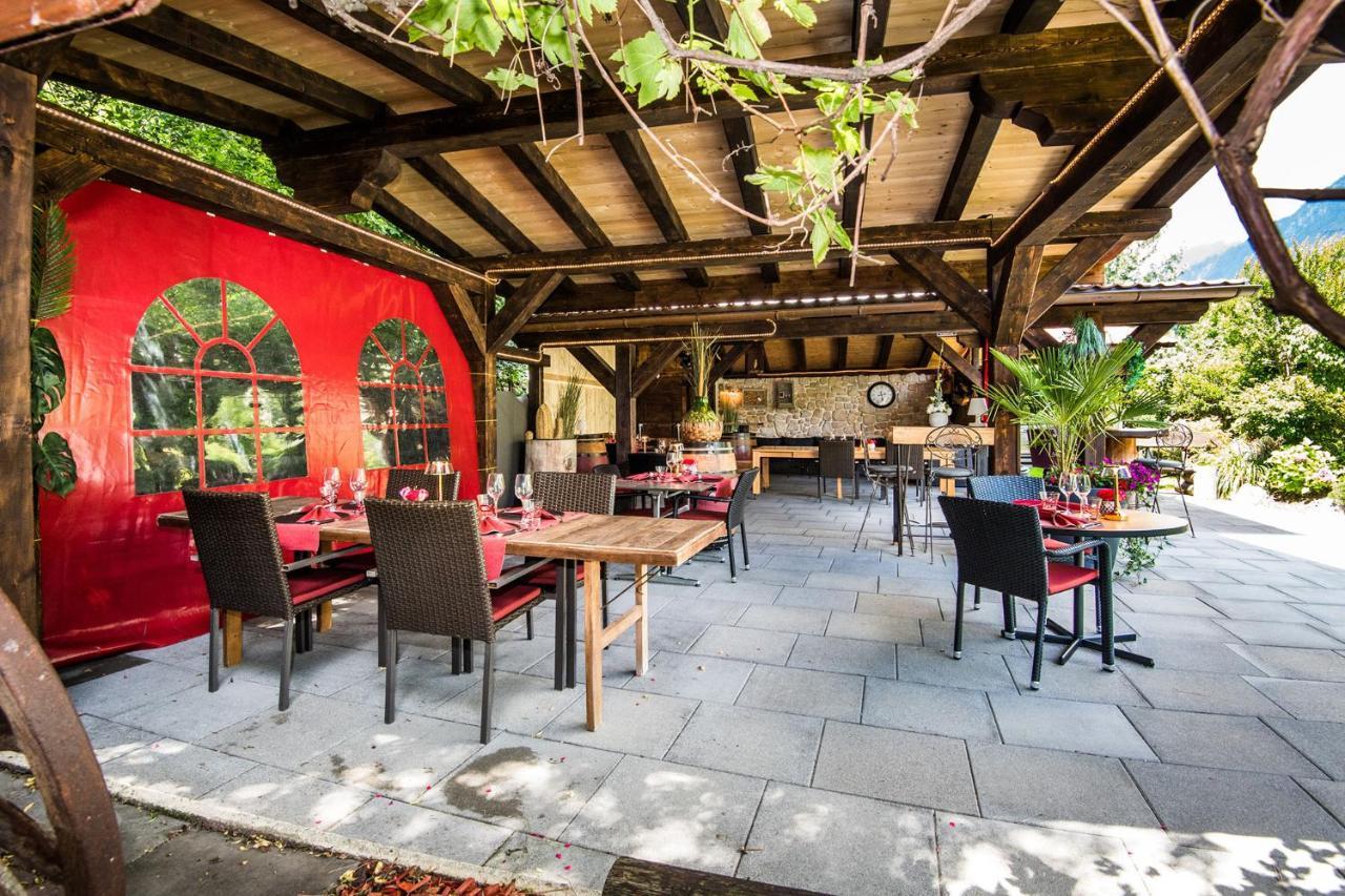 Reves Gourmands, Hotellerie & Gastronomie Vernayaz Dış mekan fotoğraf