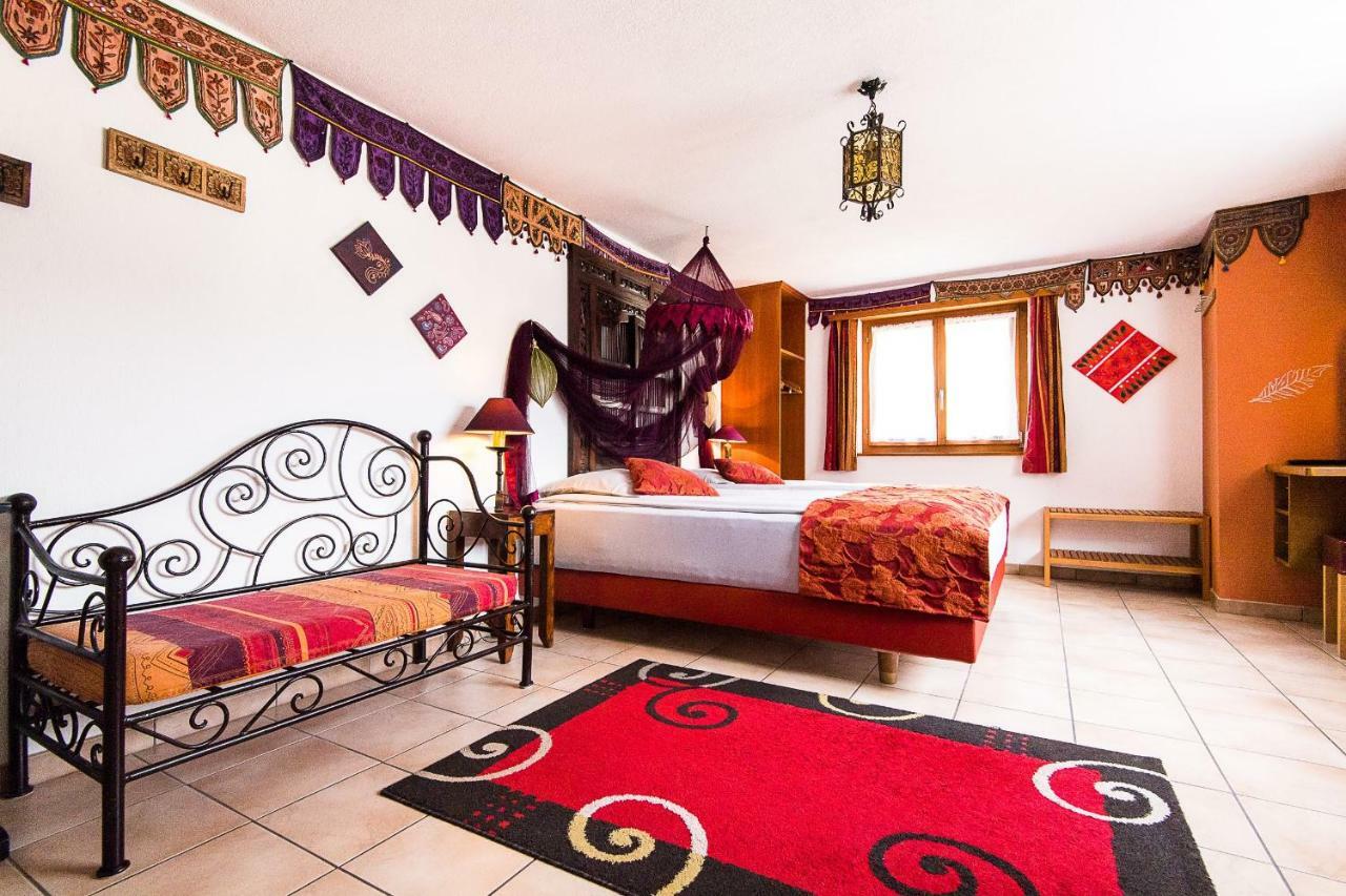 Reves Gourmands, Hotellerie & Gastronomie Vernayaz Dış mekan fotoğraf